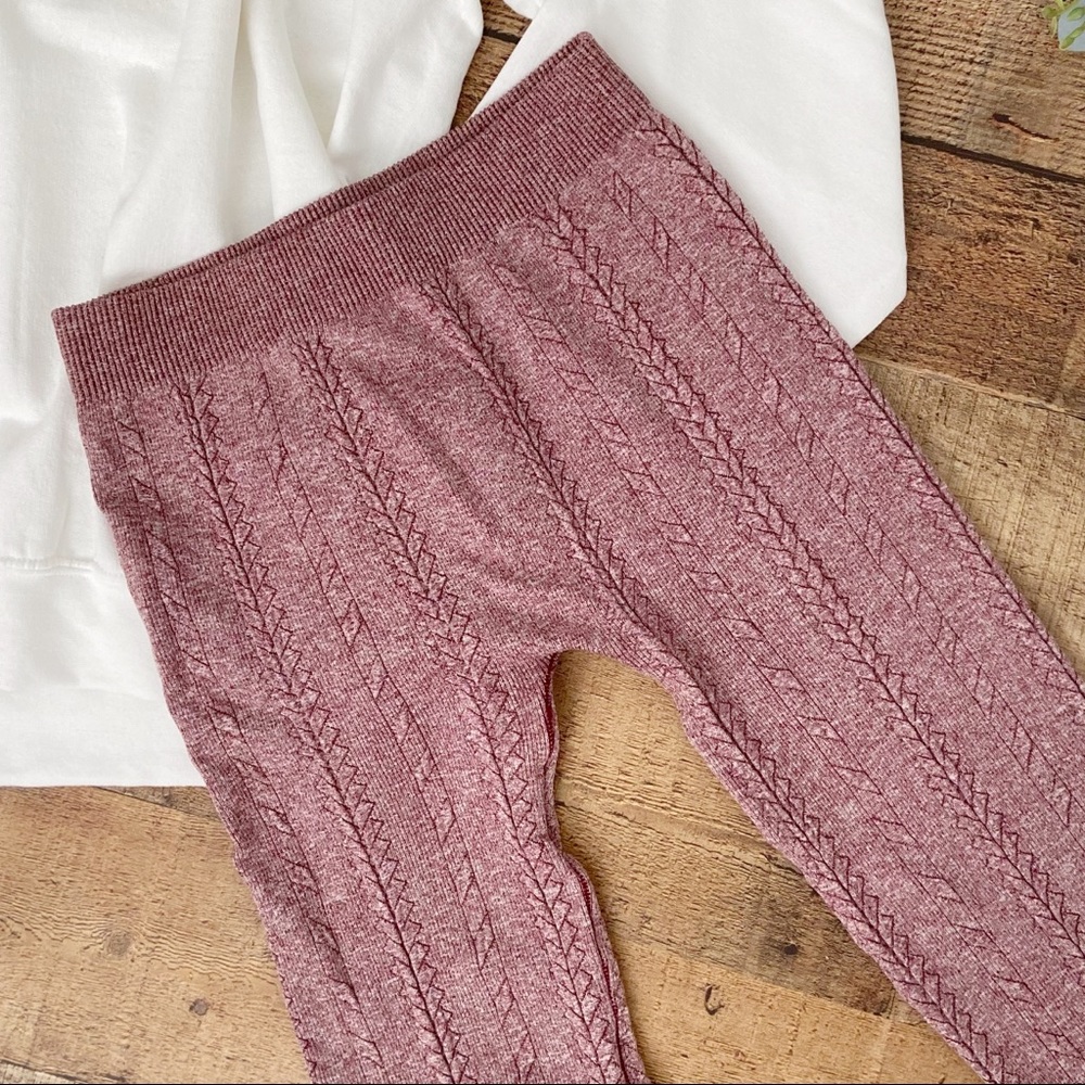 Textured Mid-Rise Leggings - Picture 2 of 6
